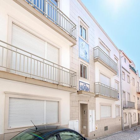 Charming Nazare Apartment-1 Minute To The Beach Eksteriør bilde