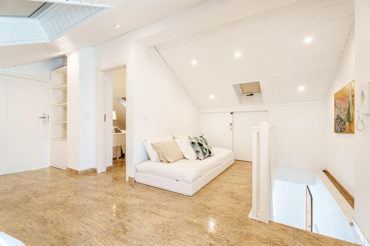 Charming Nazare Apartment-1 Minute To The Beach Eksteriør bilde