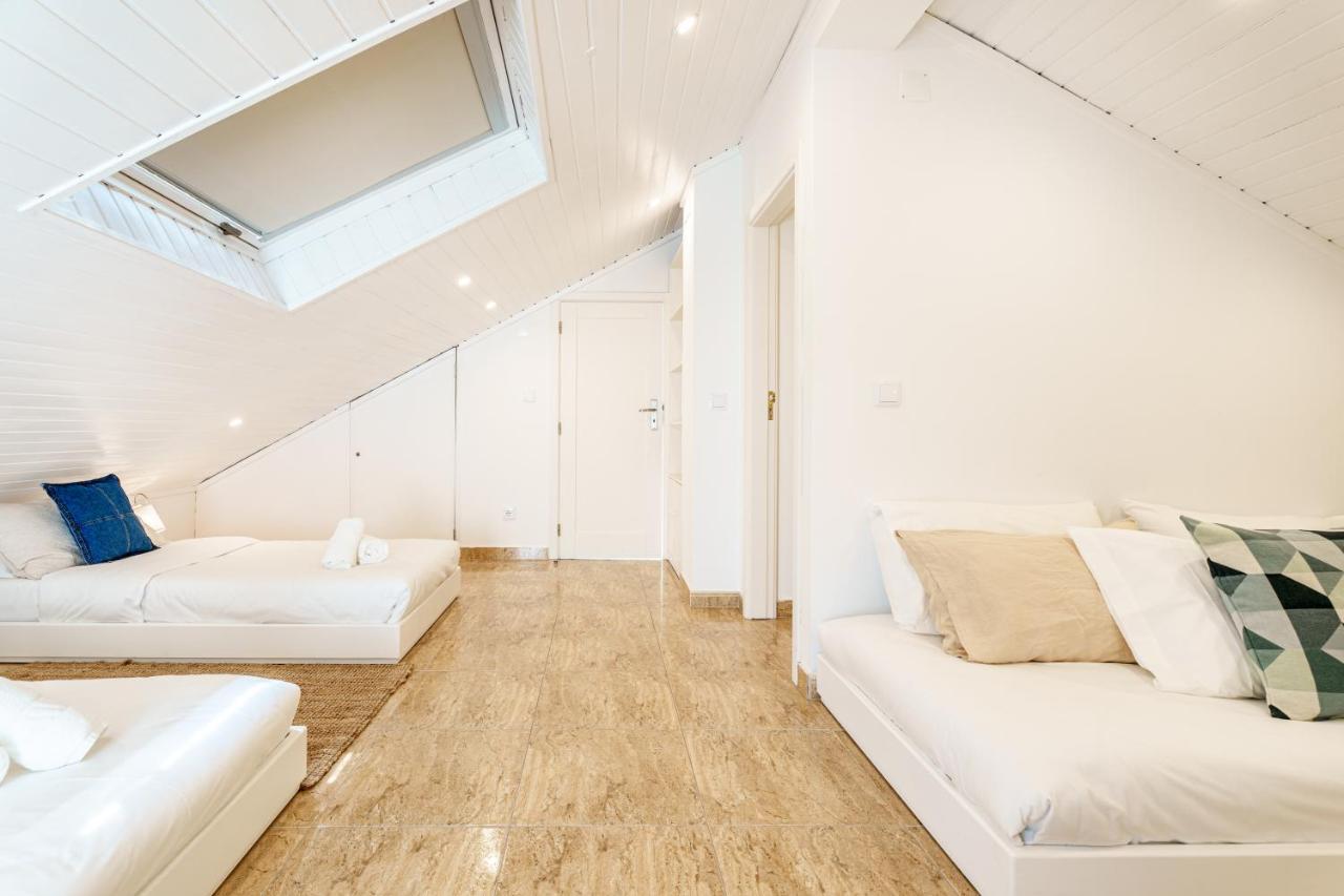 Charming Nazare Apartment-1 Minute To The Beach Eksteriør bilde