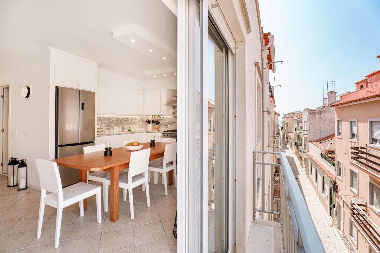 Charming Nazare Apartment-1 Minute To The Beach Eksteriør bilde